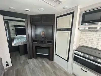 2023 Jayco White Hawk 27RB photo 4