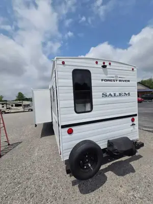 2027 Salem 33TS photo 5