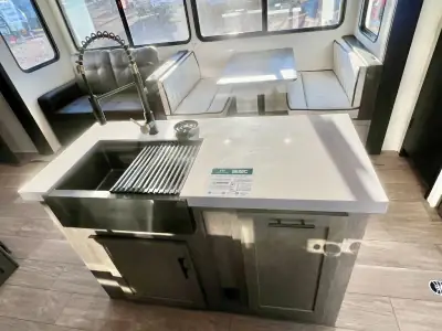 2026 Forest River Cherokee Arctic Wolf 3750SUITE photo 42