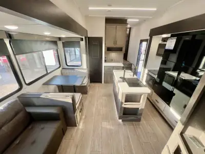 2026 Forest River Cherokee Arctic Wolf 3750SUITE photo 29