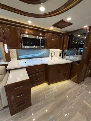 2022 Newmar Essex 4551 photo 13