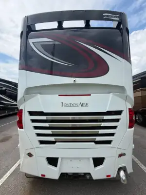 2023 Newmar London Aire 4551 photo 4