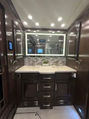 2023 Newmar London Aire 4551 photo 26