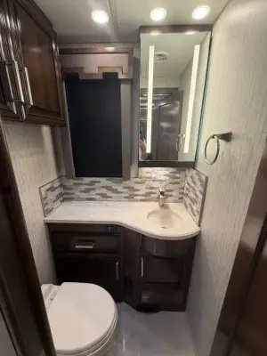 2023 Newmar London Aire 4551 photo 21