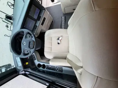 2023 Newmar London Aire 4551 photo 32