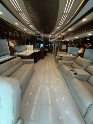 2023 Newmar London Aire 4551 photo 14