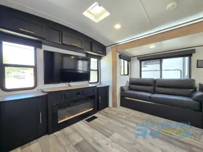 2023 Keystone Springdale 311RE photo 11