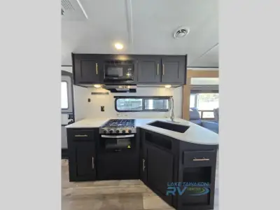 2023 Keystone Springdale 311RE photo 15
