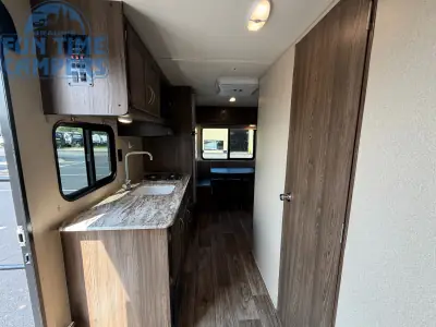 2019 Riverside Trailer DREAM 177RD photo 11