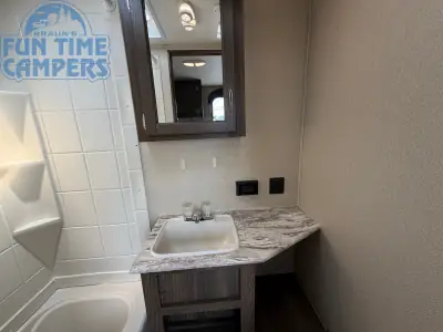2019 Riverside Trailer DREAM 177RD photo 24