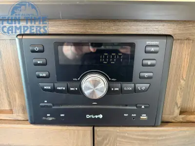 2019 Riverside Trailer DREAM 177RD photo 17