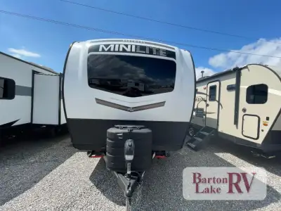 2025 Forest River Rockwood Mini Lite 2214S photo 3