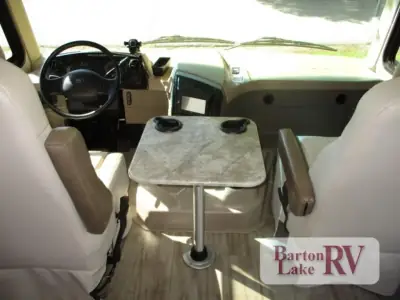 2019 Entegra Coach Vision 31V photo 32