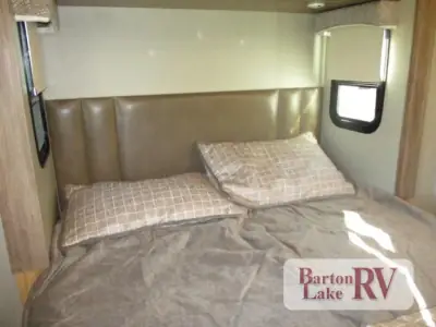 2019 Entegra Coach Vision 31V photo 30
