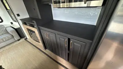 2018 Keystone Avalanche Fifth Wheel 365MB photo 42