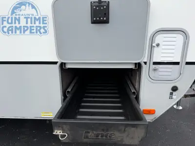 2021 Lance TRAVEL TRAILER 2075 photo 14