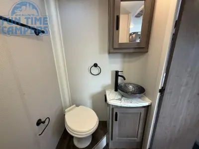 2021 Lance TRAVEL TRAILER 2075 photo 29