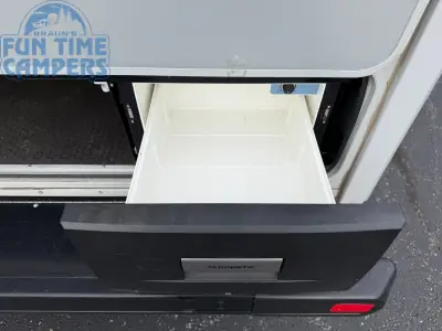 2021 Lance TRAVEL TRAILER 2075 photo 7