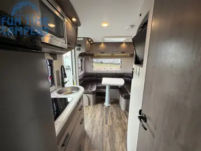 2021 Lance TRAVEL TRAILER 2075 photo 36