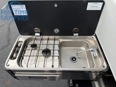 2021 Lance TRAVEL TRAILER 2075 photo 8