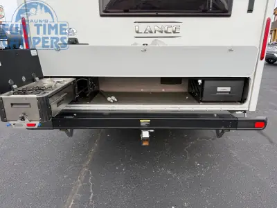 2021 Lance TRAVEL TRAILER 2075 photo 9