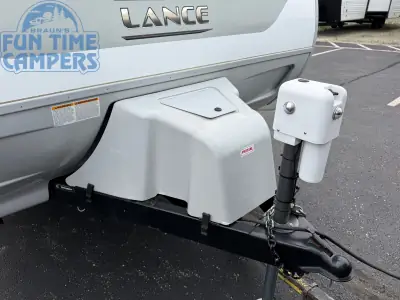 2021 Lance TRAVEL TRAILER 2075 photo 13