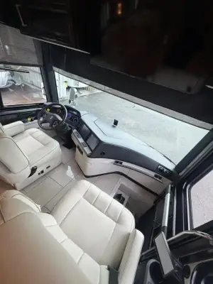2022 Newmar London Aire 4551 photo 33