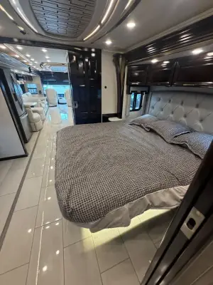 2022 Newmar London Aire 4551 photo 25