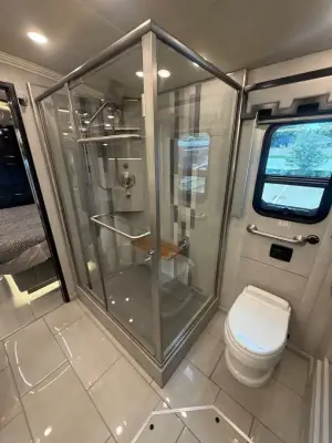 2022 Newmar London Aire 4551 photo 28