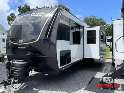2027 Forest River Vibe 2600RB photo 4