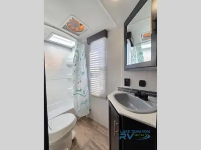 2022 Forest River Cherokee Grey Wolf 26DBH photo 15