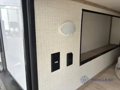 2026 Palomino Solaire 3150TBSS photo 27