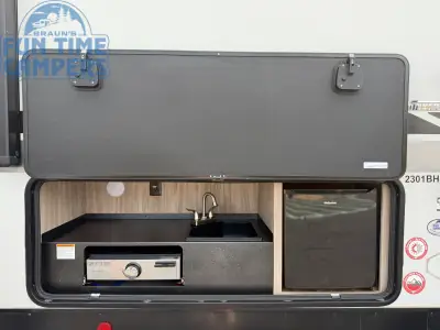 2022 Winnebago MINNIE 2301BHS photo 10