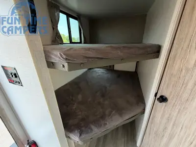 2022 Winnebago MINNIE 2301BHS photo 23