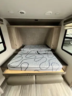 2022 Winnebago MICRO MINNIE 2108DS photo 14