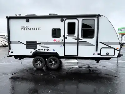 2022 Winnebago MICRO MINNIE 2108DS photo 10