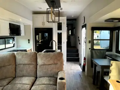 2026 Jayco Eagle 335LSTS photo 16