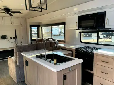 2026 Jayco Eagle 335LSTS photo 11