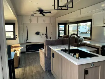 2026 Jayco Eagle 335LSTS photo 10