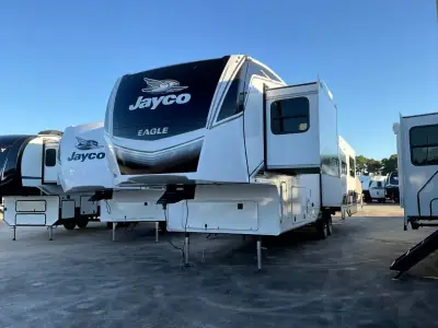 2026 Jayco Eagle 335LSTS photo 6