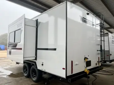 2026 Winnebago Thrive 18FBS photo 4