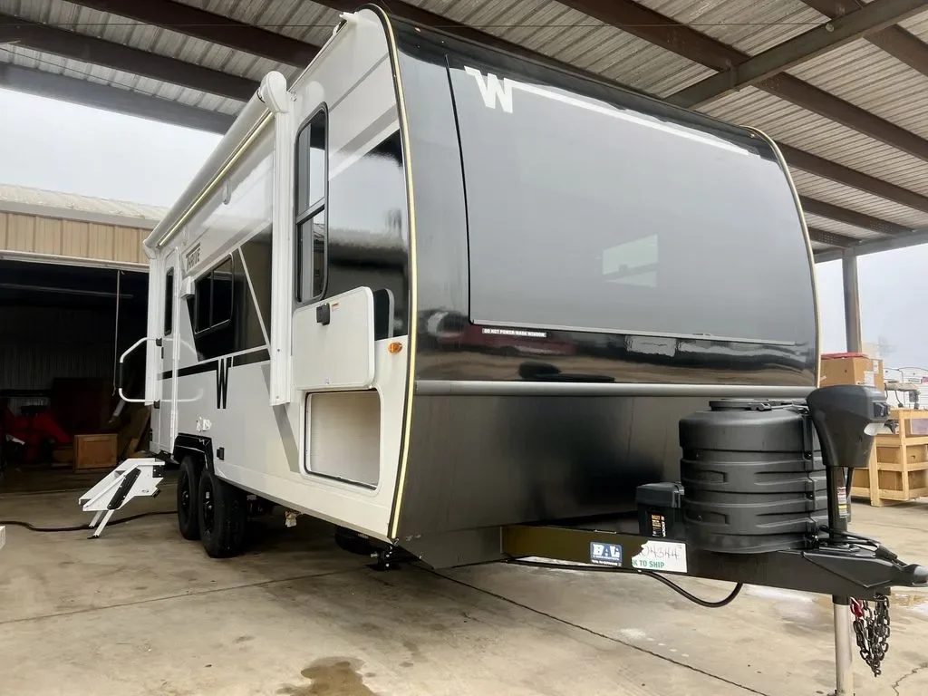 2026 Winnebago Thrive 18FBS exterior