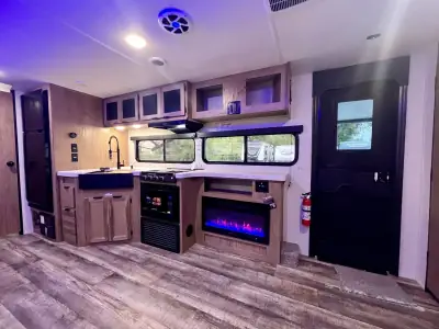 2024 Forest River Cherokee Grey Wolf 26LK photo 19