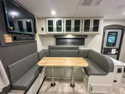 2026 Shasta Rvs Phoenix Lite 218SE photo 32