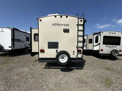 2014 Forest River Salem HEMISPHERE 282RK photo 2