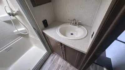 2019 Keystone Cougar Fifth Wheel 361RLW photo 19