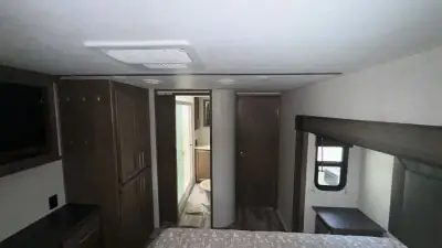 2019 Keystone Cougar Fifth Wheel 361RLW photo 25