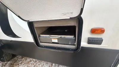 2019 Keystone Cougar Fifth Wheel 361RLW photo 43