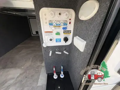 2026 Coachmen Brookstone 290RL photo 13