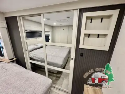 2026 Coachmen Brookstone 290RL photo 32
